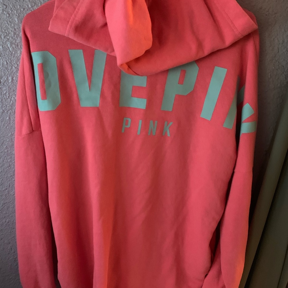 PINK - Picture 2 of 7
